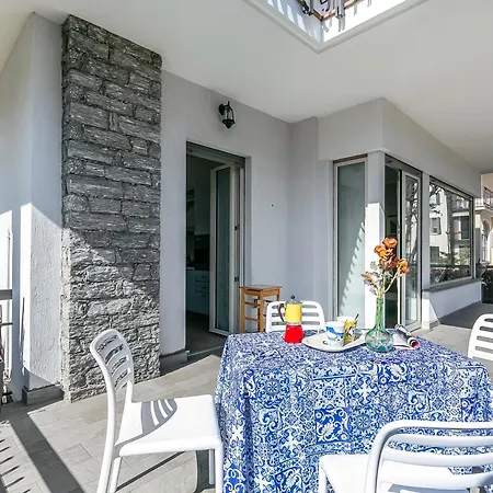 Apartamento Il Giardino Di Dante Center: 2br Terrace - Happy