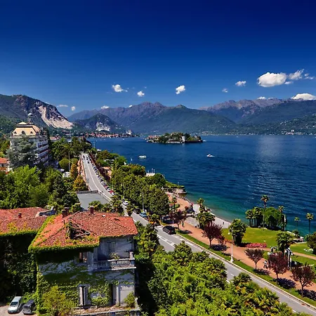 Il Giardino Di Dante Center: 2br Terrace Flat - Happy Stresa